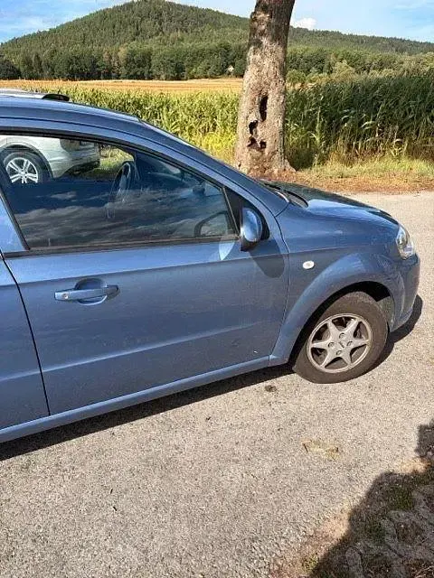 Gebraucht Chevrolet Aveo LT 94 PS (69 kW) 2006 Blau Limousine