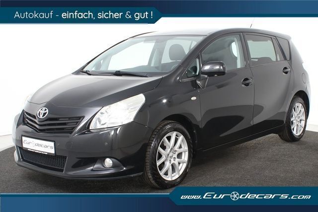 Schwarz Gebraucht 2012 Toyota Verso Travel Van / Kleinbus | 7.300 € (Fairer Preis) - Bild 1/4