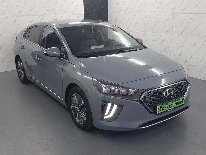 Gebraucht Hyundai Ioniq Premium 105 PS (77 kW) 2020 Grau Kleinwagen