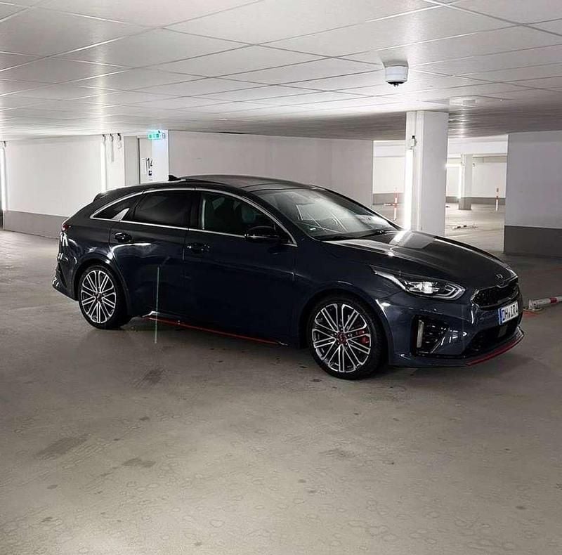 Gebraucht Kia ProCeed GT 204 PS (150 kW) 2020 Grau Kleinwagen