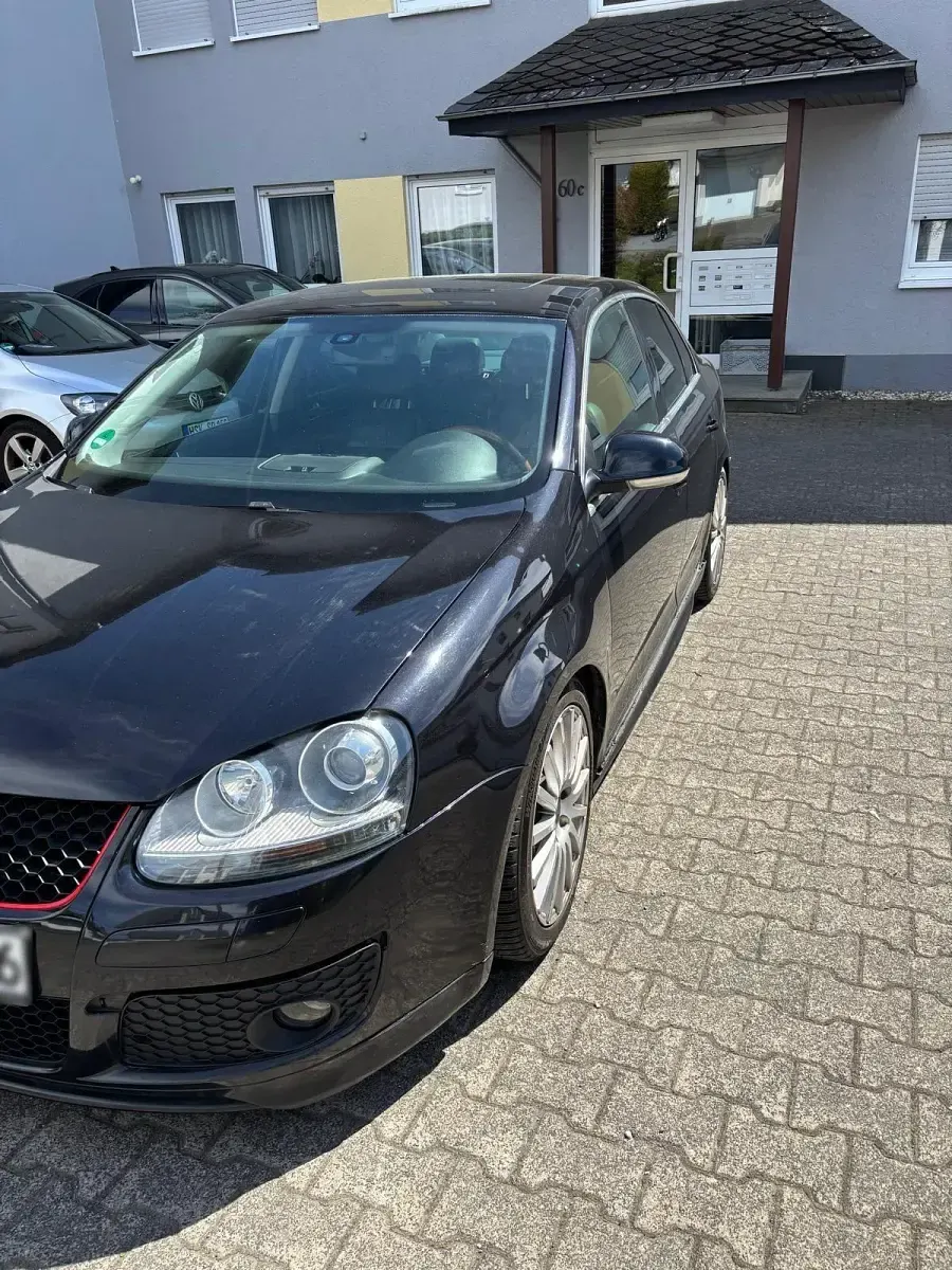 Brugt VW Jetta 200 HK (147 kW) 2006 Sort Sedan