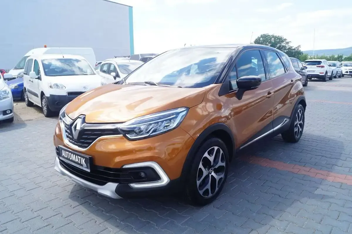 Gebraucht Renault Captur Intens 150 PS (110 kW) 2019 Orange epy+schwarz gne SUV