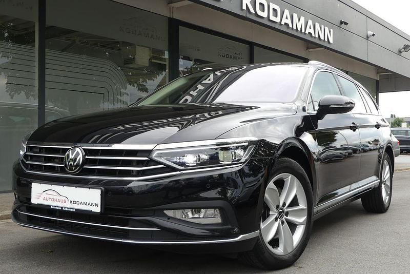 Schwarz Gebraucht 2022 VW Passat Elegance Kombi | 24.870 € (Fairer Preis) - Bild 1/4
