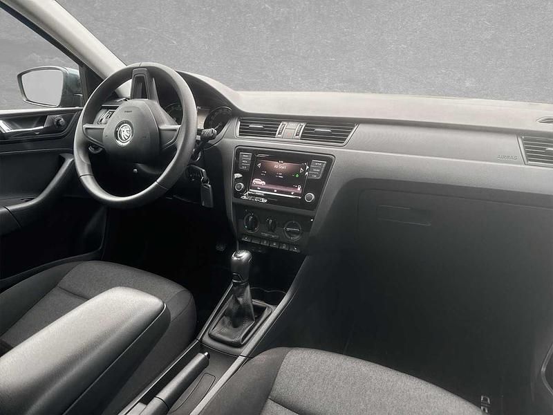 Gebraucht Skoda Rapid Cool Edition 95 PS (69 kW) 2017 Grau Kombi