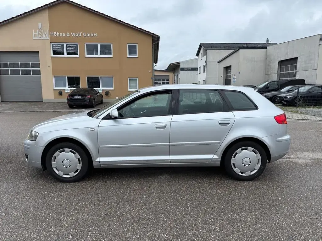 Gebraucht Audi A3 102 PS (75 kW) 2007 Silber Kleinwagen