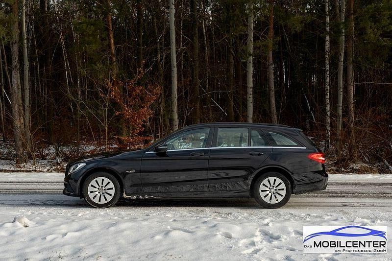 Gebraucht Mercedes C220 170 PS (125 kW) 2017 Schwarz Kombi