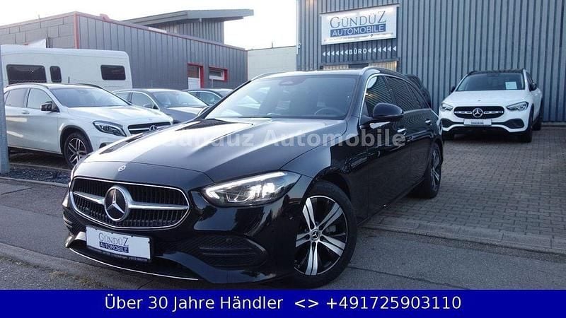 Schwarz Gebraucht 2023 Mercedes C220 Avantgarde Limousine | 28.995 € (Guter Preis) - Bild 1/4