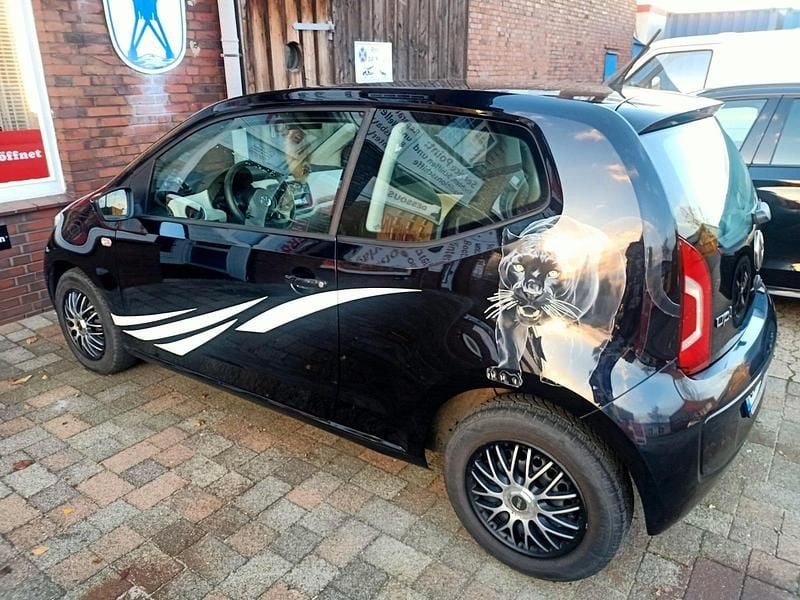 Second-hand VW up! 2011 Negru Hatchback