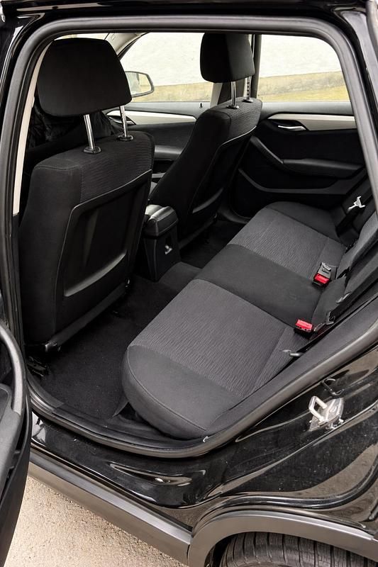 Gebraucht BMW X1 149 PS (109 kW) 2012 Schwarz SUV