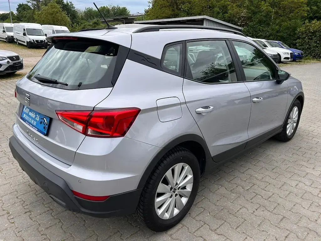Gebraucht Seat Arona Style 90 PS (66 kW) 2023 "urban" silber SUV