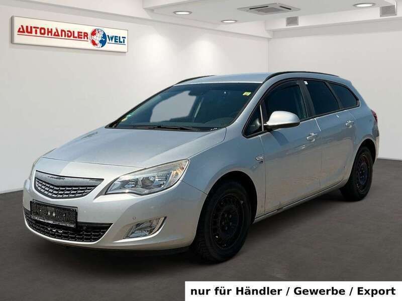 Silber Gebraucht 2012 Opel Astra Kombi | 2.299 € (Superpreis) - Bild 1/3