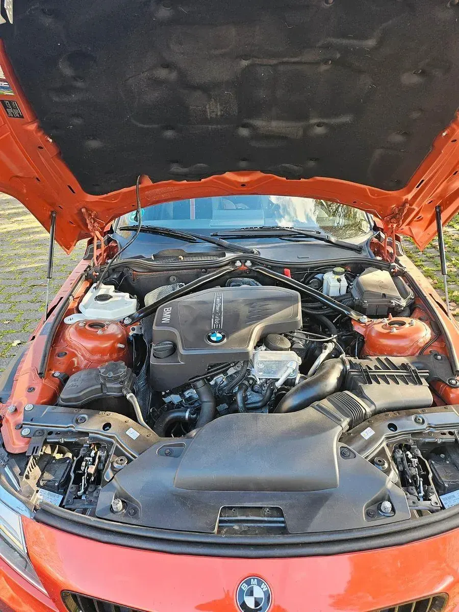 Gebraucht BMW Z4 M Sport 156 PS (114 kW) 2013 Orange Cabrio