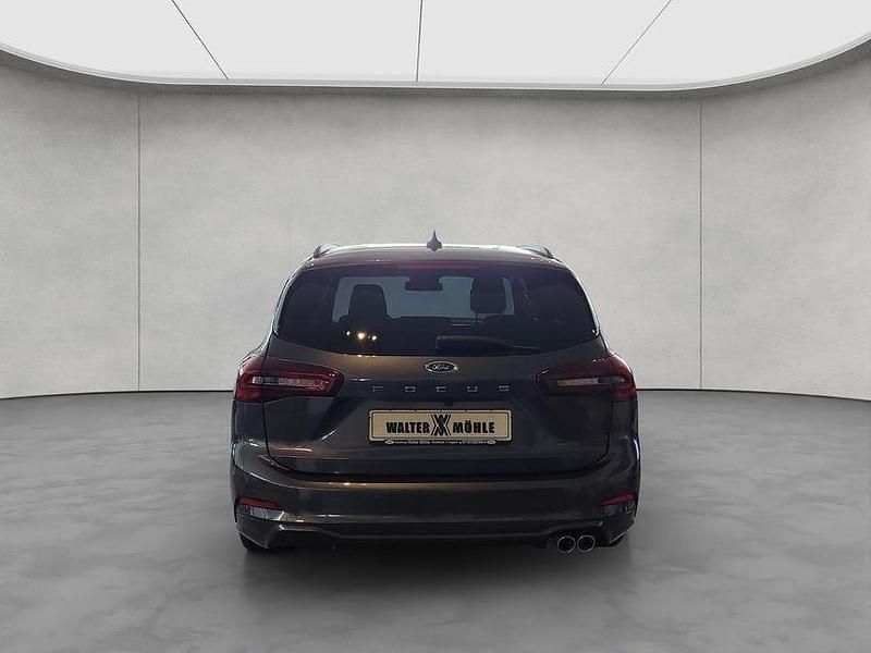 Neu Ford Focus ST-Line X 155 PS (114 kW) 2026 Grau Limousine