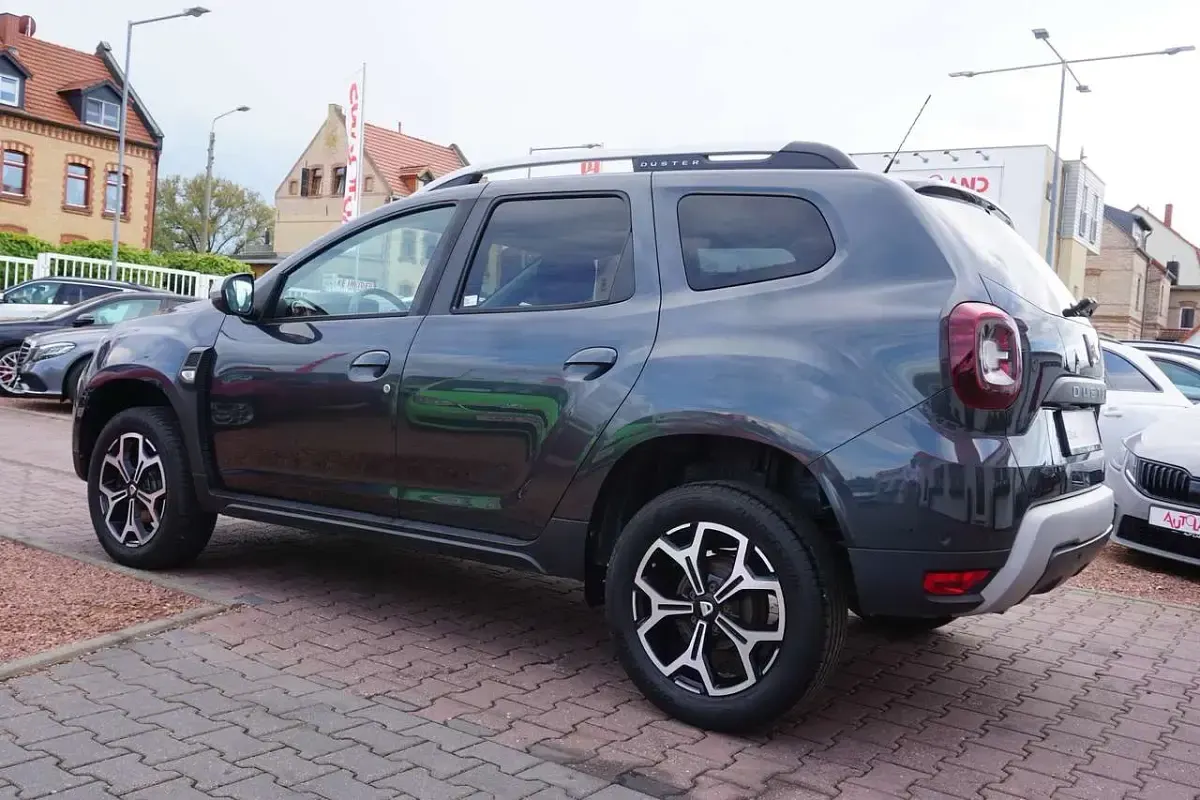 Gebraucht Dacia Duster Prestige 150 PS (110 kW) 2019 Kometengrau SUV