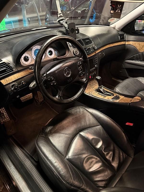 Gebraucht Mercedes E320 224 PS (164 kW) 2006 Schwarz Limousine