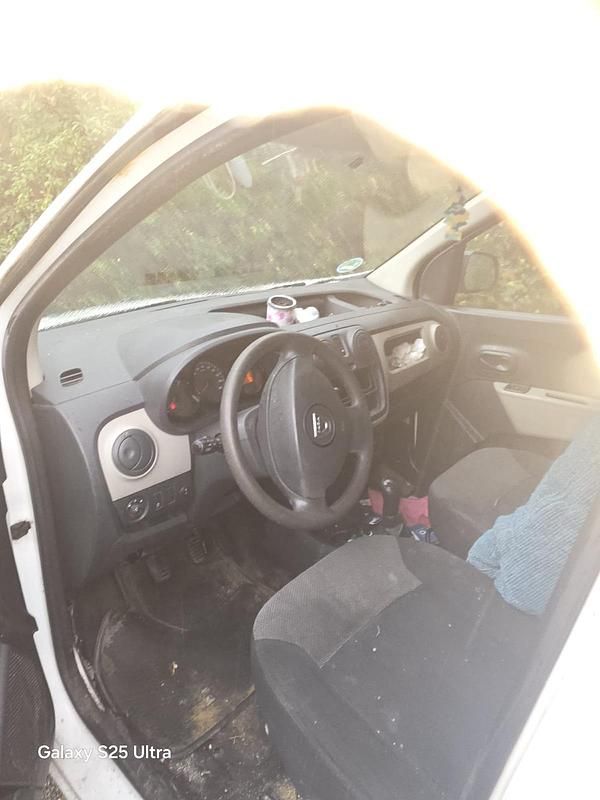 Gebraucht Dacia Dokker 75 PS (55 kW) 2016 Weiß Van / Kleinbus