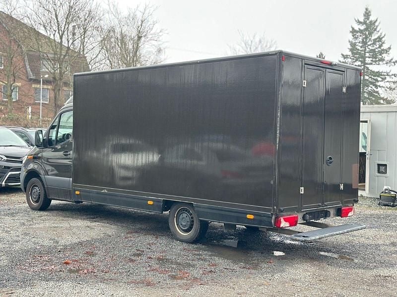 Używany Mercedes Sprinter 163 KM (119 kW) 2019 Brązowy Van