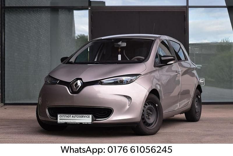 Grau Gebraucht 2015 Renault Zoe Life Kleinwagen | 5.490 € (Fairer Preis) - Bild 1/4