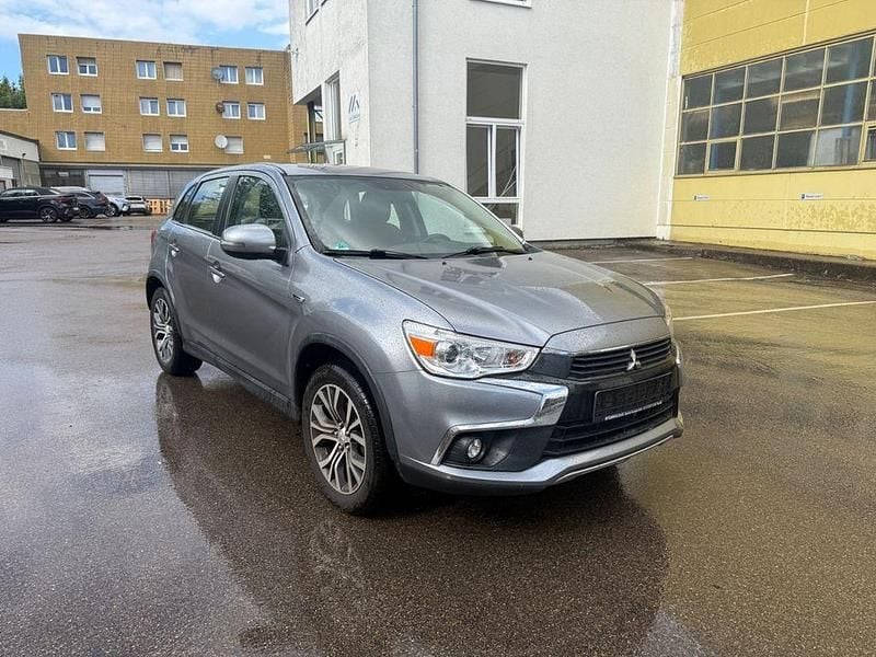 Grau Gebraucht 2016 Mitsubishi ASX Diamant Edition SUV | 9.900 € (Guter Preis) - Bild 1/4