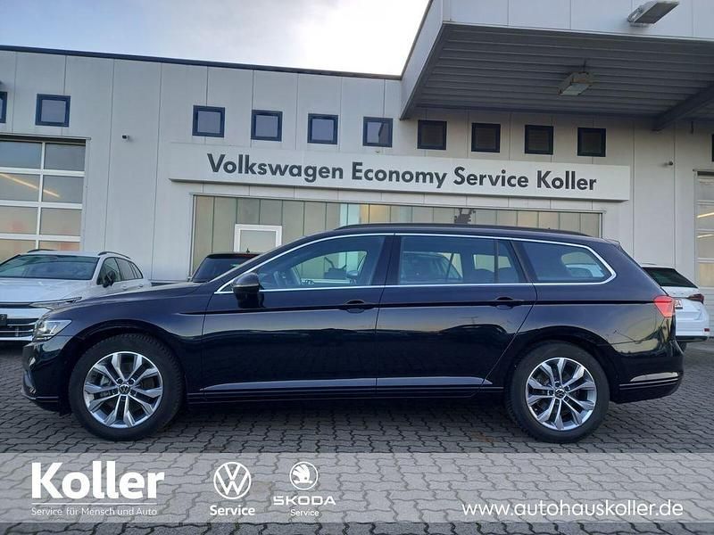 Gebraucht VW Passat 190 PS (139 kW) 2022 Schwarz Kombi