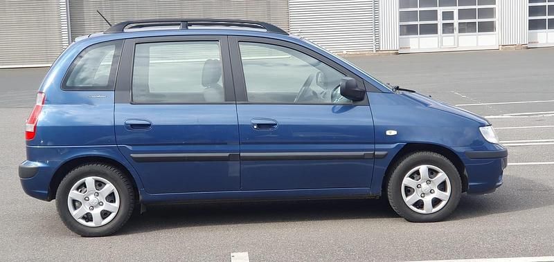 Usata Hyundai Matrix 107 CV (78 kW) 2008 Blu Monovolume