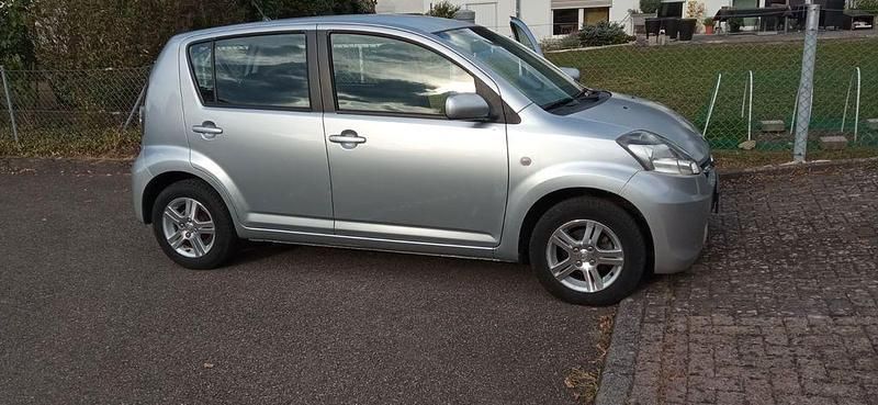 Silber Gebraucht 2008 Subaru Justy Active Kleinwagen | 4.750 € - Bild 1/4