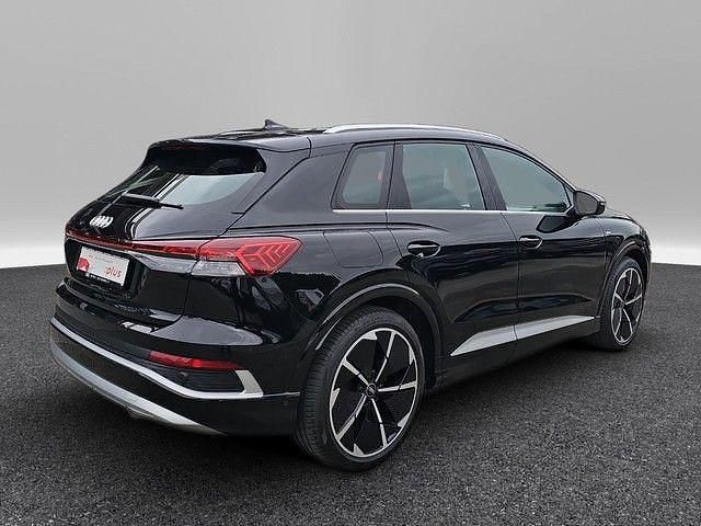 Gebraucht Audi Q4 e-tron Ambiente 150 kW (204 PS) 2022 Mythosschwarz metallic SUV