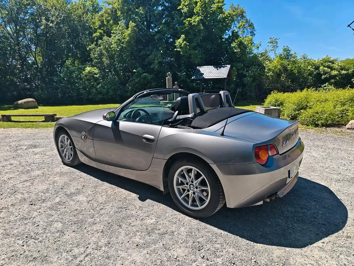 Gebraucht BMW Z4 194 PS (142 kW) 2004 Grau Cabrio