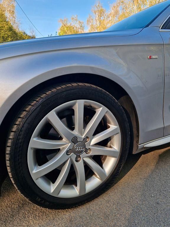 Gebraucht Audi A4 Ambition 177 PS (130 kW) 2014 Silber Kombi