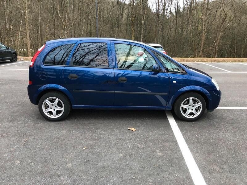 Blau Gebraucht 2005 Opel Meriva Van / Kleinbus | 1.000 € (Guter Preis) - Bild 1/4
