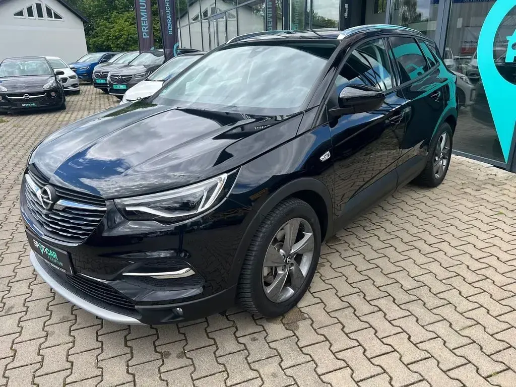 Gebraucht Opel Grandland X Elegance 300 PS (220 kW) 2021 Karbonschwarz SUV