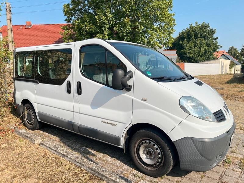 Weiß Gebraucht 2008 Renault Trafic Van | 7.000 € - Bild 1/4