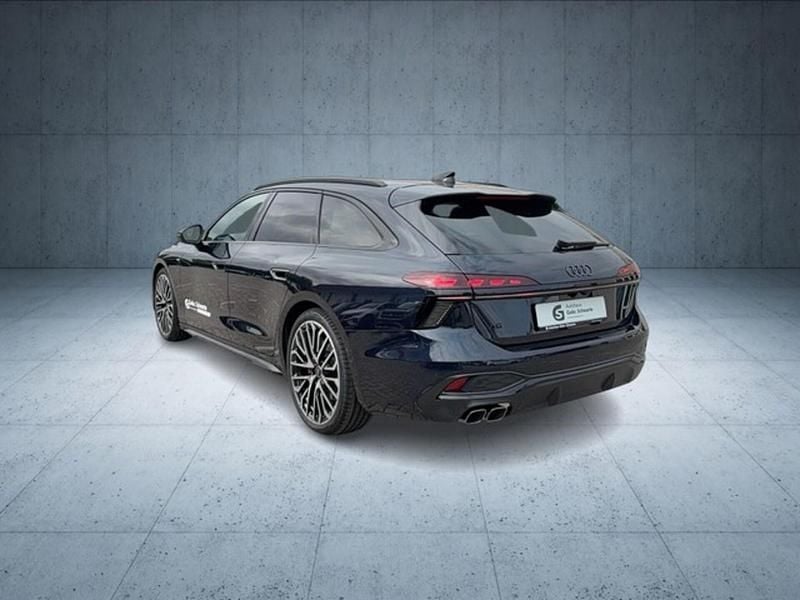 Gebraucht Audi A6 Sport 204 PS (150 kW) 2025 Blau Kombi