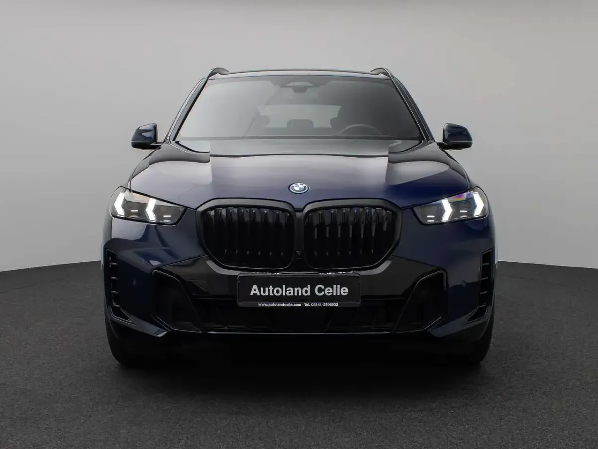 Gebraucht BMW X5 M 489 PS (359 kW) 2023 Bmw individual tansanitblauc3 SUV