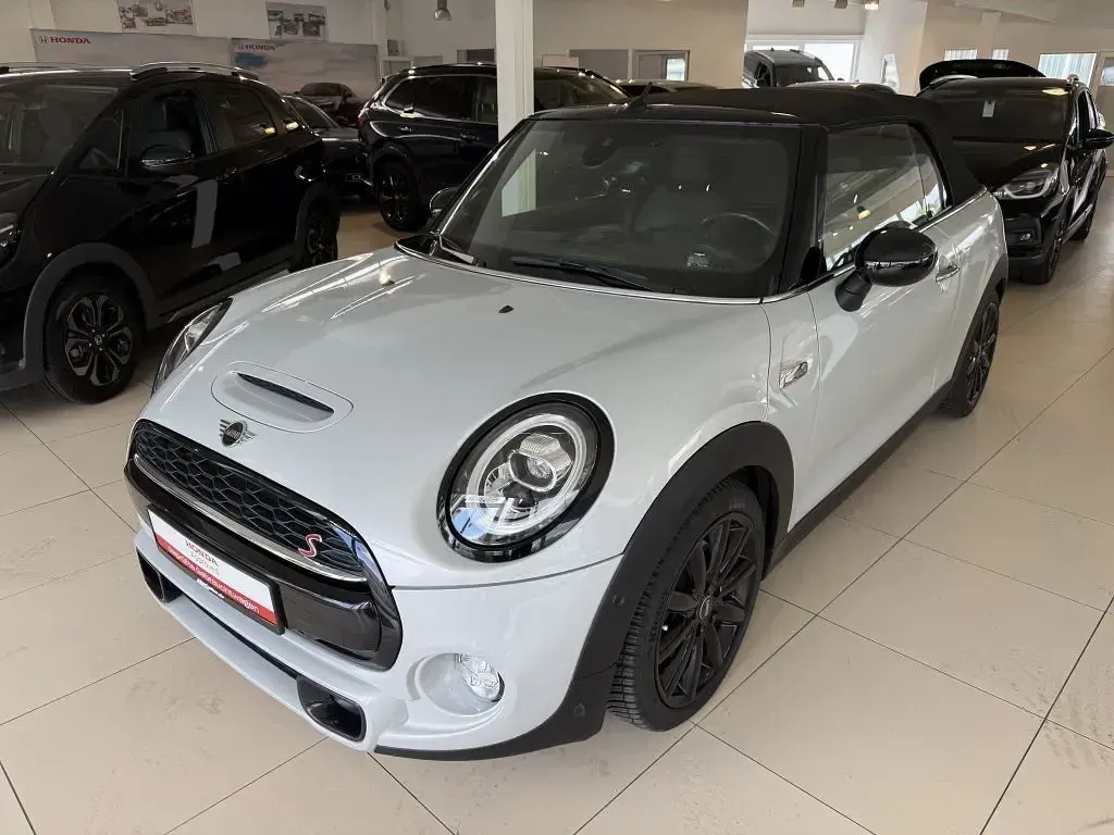Usata Mini Cooper S Cabriolet 192 CV (141 kW) 2018 Bianco Cabrio