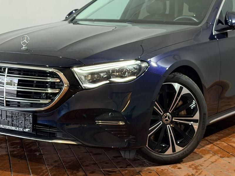 Gebraucht Mercedes E300 204 PS (150 kW) 2024 Other Limousine