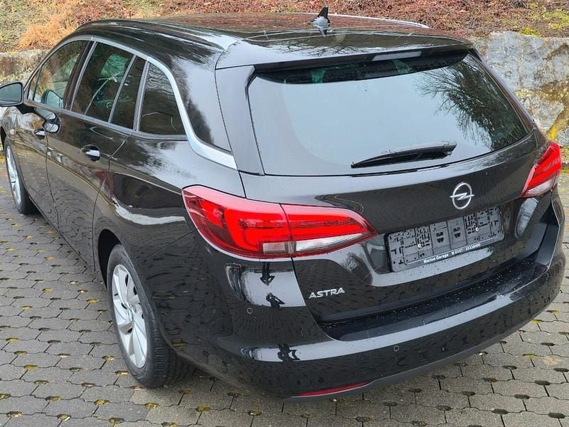 Gebraucht Opel Astra 131 PS (96 kW) 2020 Schwarz Kombi