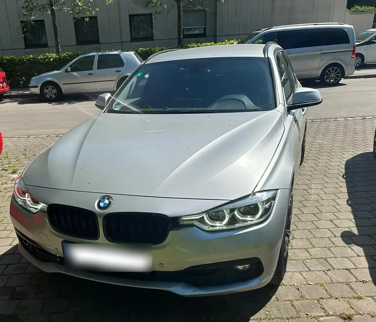 Gebraucht BMW 320 Performance 190 PS (139 kW) 2018 Silber Kombi