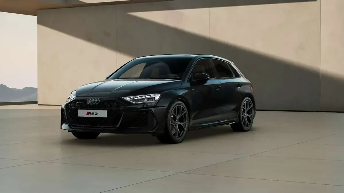 Neu Audi RS3 Sport 400 PS (294 kW) 2026 Mythosschwarz metallic Limousine