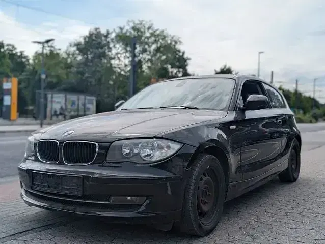 Gebraucht Audi A3 Ambiente 122 PS (89 kW) 2012 Schwarz Kleinwagen