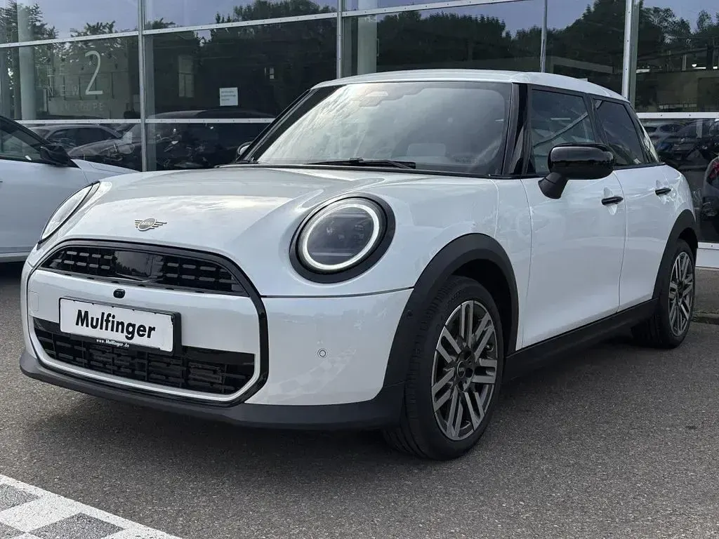 Gebraucht Mini Cooper 114 kW (156 PS) 2025 Weiß Kleinwagen