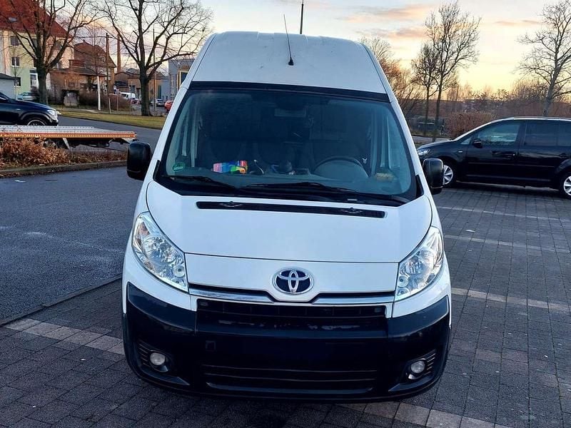Gebraucht Toyota Proace Comfort 128 PS (94 kW) 2015 Weiß Van / Kleinbus