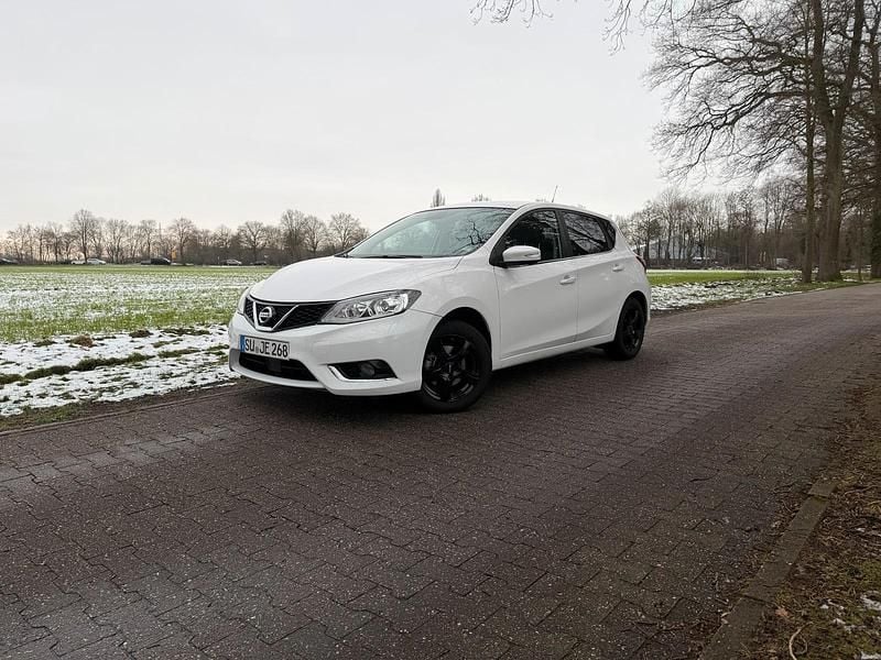 Gebraucht Nissan Pulsar 115 PS (84 kW) 2017 Weiß Kleinwagen