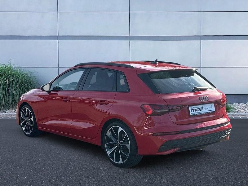 Gebraucht Audi A3 S-Line 150 PS (110 kW) 2024 Progressivrot metallic Limousine