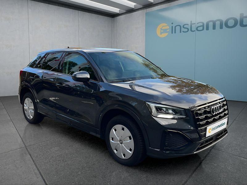 Gebraucht Audi Q2 116 PS (85 kW) 2023 Grau SUV