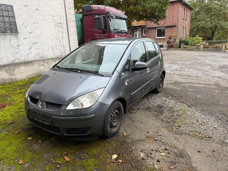 Grau Gebraucht 2006 Mitsubishi Colt Kleinwagen | 1.800 € (Fairer Preis) - Bild 1/4