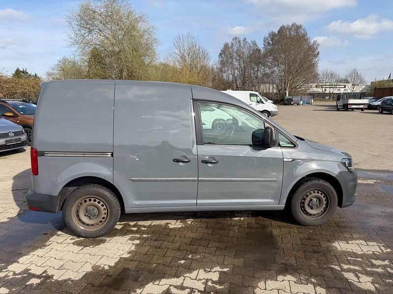 Gebraucht VW Caddy 102 PS (75 kW) 2018 Grau Van / Kleinbus