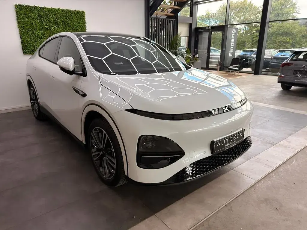 Gebraucht XPENG G6 RWD Standard Range 189 kW (258 PS) 2025 Weiß SUV
