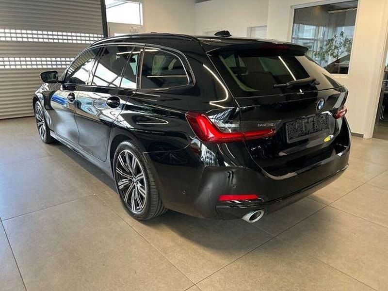 Gebraucht BMW 320 Comfort Edition 190 PS (139 kW) 2025 Schwarz Kombi