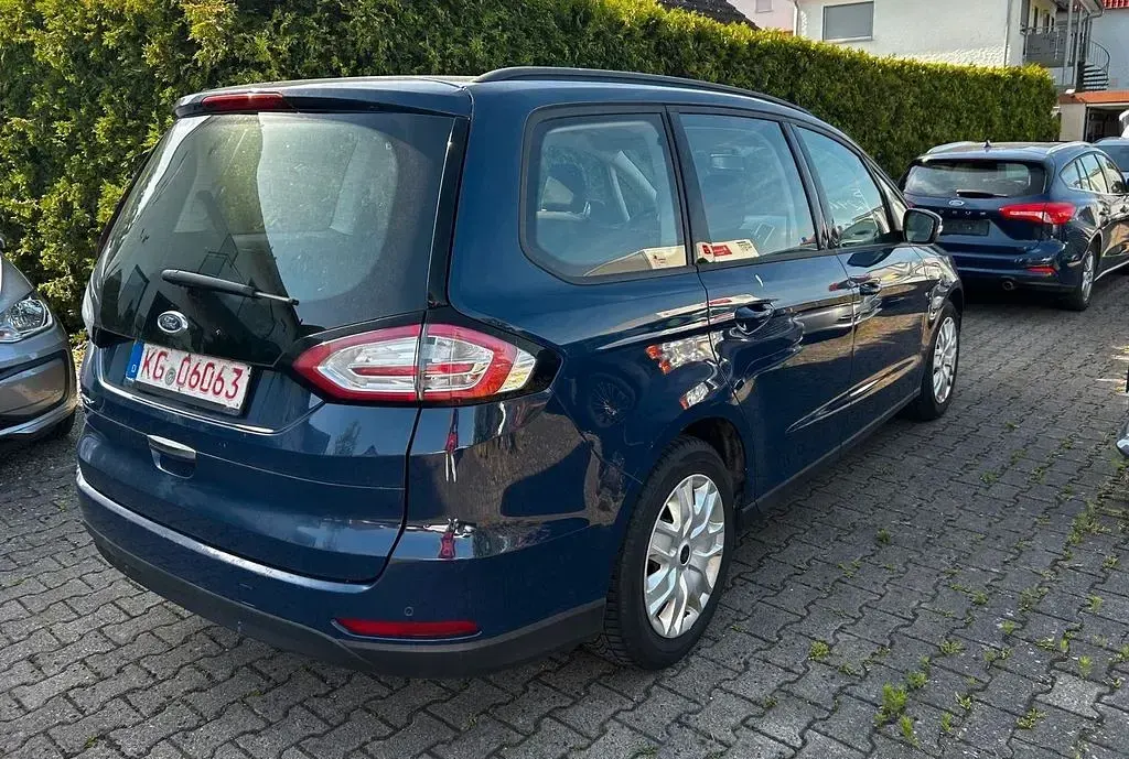 Gebraucht Ford Galaxy Trend 150 PS (110 kW) 2017 Blau Van / Kleinbus